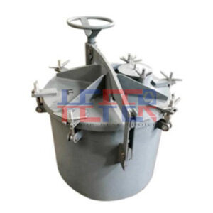 Swiveling Type Oil Tank Access Cover